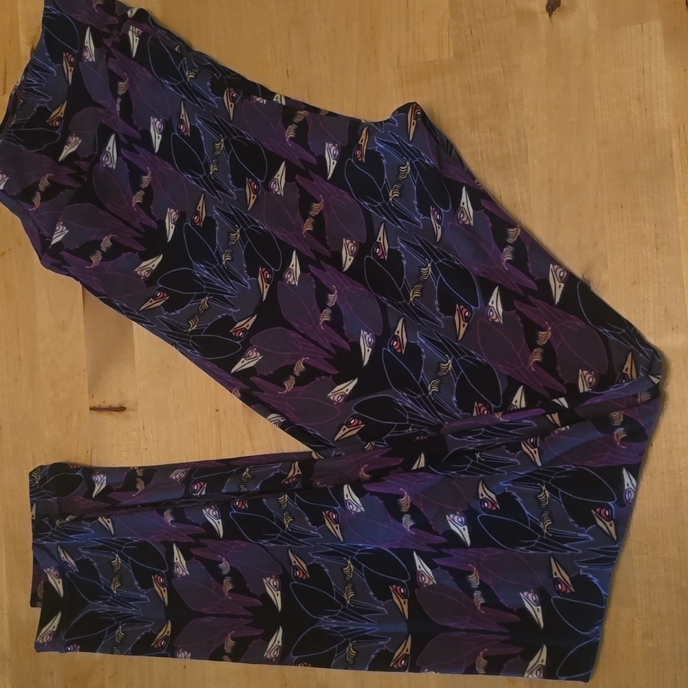 LuLaRoe Maleficent Crow Leggings